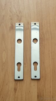 Dvere panelákové, Matrace, Kovový rošt, Kovová kladka, Zámok - 10