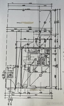 Dom bez záhrady s menším dvorom a terasou, Komárno - 10