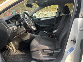 Volkswagen Jetta 1.2 TSI Trendline - 10