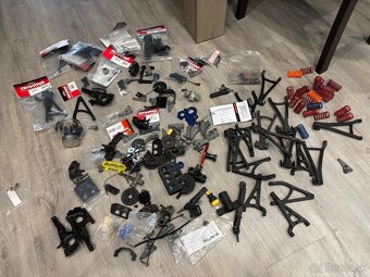 Traxxas E-revo - 10
