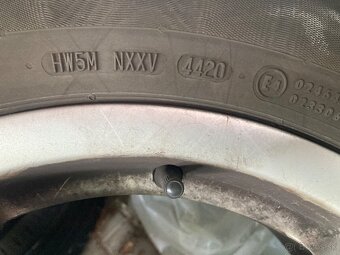 215/60R16 zimne s hlinkmi Alhambra,Sharan atd - 10