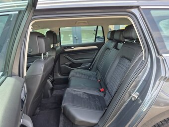 Volkswagen Passat Variant 2.0 TDI Highline DSG LED - 10