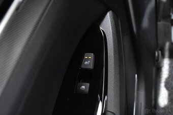 Kia Sportage 1.6 T-GDI BENZÍN 4X4 AUTOMAT PLATINUM SR 2022 - 10