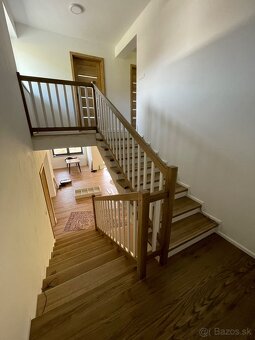 Masívne drevené schody - 10