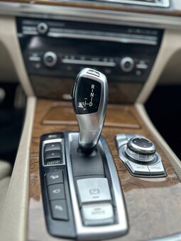 Bmw 740D - 10