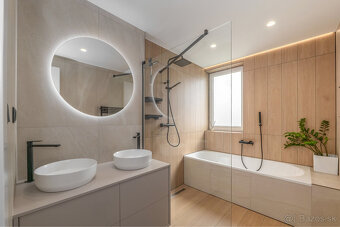 Dizajnový 3-izbový byt kompletne zariadený s garážou - 10