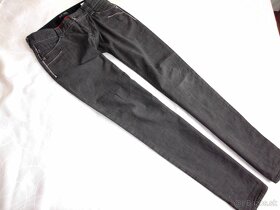 Armani Jeans dámske skinny nohavice   M-28 - 10