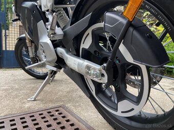 Super Soco TC Max - 10