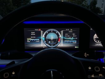 Mercedes Benz E-Class Sedan 220d (2019) - 10