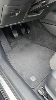 Audi A4, 1.4 TFSI, 110 kW, benzín, 6 st. manuál, 12/ 2017 - 10