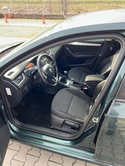 Škoda Octavia - 10