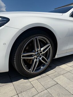 Mercedes-Benz E 220d W213 4Matic AMG Line - 10