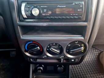 Hyundai Getz 1.4i 16V. Premium - 10