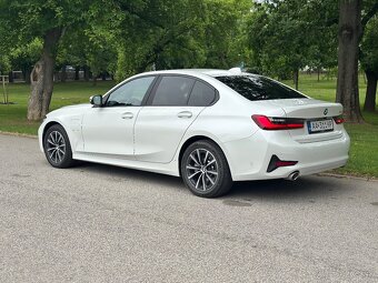 BMW Rad 3 330e Premium PHEV A/T Plug-In HYBRID - 10