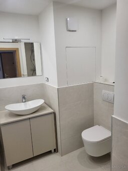 2- izbový byt v Trebišove ulica SNP, sídlisko juh - 10