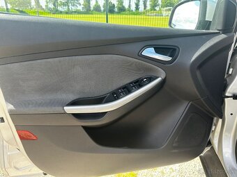 Ford Focus 2.0 TDCi - 10