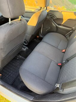 Ford focus kombi 1,6 16v benzín - 10
