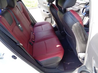 Toyota C-HR 1.8 Hybrid 90kW E-CVT Selection - 10