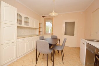 Predaj 3i domu na priestrannom 939 m2 pozemku, Hegyeshalom - 10