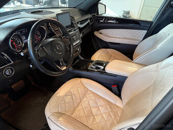 Mercedes-Benz GLS 400 4MATIC A/T - 10