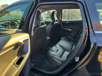 Volvo XC60 2.0 D4 Summum 140kw Automat 2016 - 10