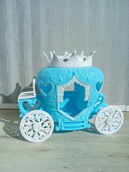 Malá princezná, koč, dva kone a doplnky - 10