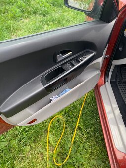 Kia ceed 1.6 crdi nahradne diely - 10