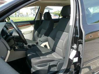 Škoda Octavia Combi 2.0 TDI CR DPF Elegance - 10