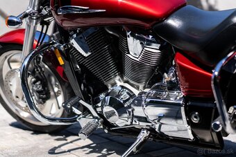 Honda VTX 1800 - 10