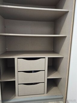 Satnikova skrina dub so zrkadlom - 10