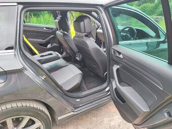 Rozpredám VW Passat B8 R.line 2.0 tdi - 10