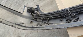 Audi A8 4N0 zadny naraznik audi A8 D5 - 10