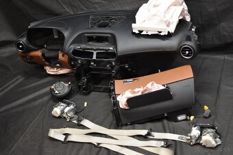 Palubná doska Airbag Vodiče Spolujazdca Bezpečnostný pás - 10