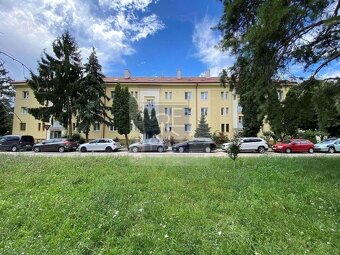 NA PREDAJ 2 IZBOVÝ BYT PO REKONŠTRUKCII NITRA, SMETANOVA UL. - 10