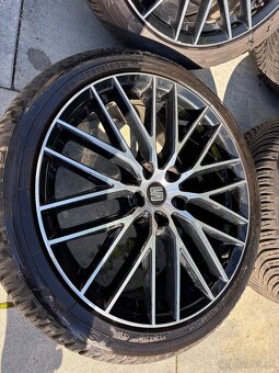 ✅ 5x112 r19 Seat ateca disky plus celoročne pneu dot 2023 - 10