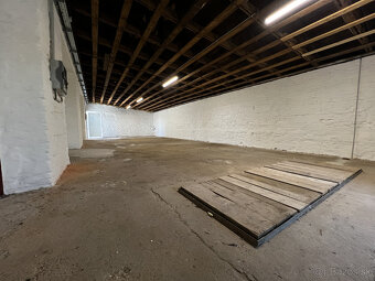 Zaujímavá príležitosť–priemyselný park Štvrtok na Ostrove. - 10