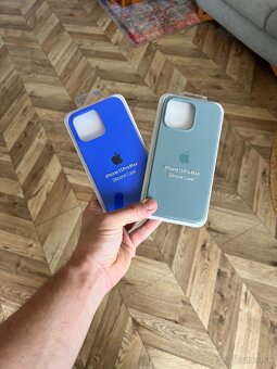 Kryty na iPhone, sklo zadarmo (od 5 €) - 10