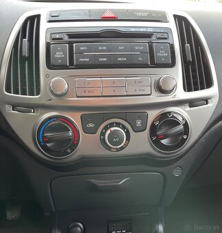 Hyundai I20 benzin 2014 - 10