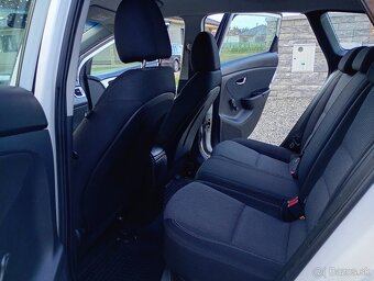 Hyundai i30 1.6 Crdi 81kw 2015 - 10