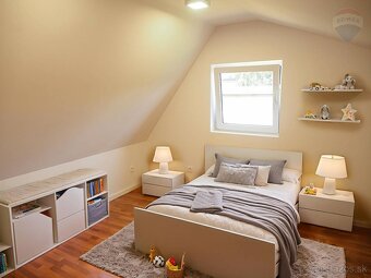 PREDAJ: Chata celoroč.obyv.3-izb.,62m2,poz. 177m2,Súkromie,Z - 10
