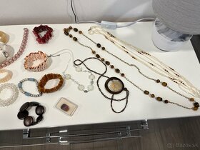 Predam Bižutériu, perly, hodinky - 10