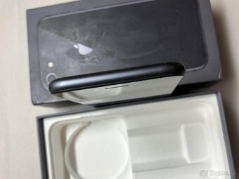 IPHONE 8 • 64 GB • BATÉRIA 100 % • ČIERNA - 10