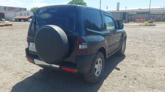 Mitsubishi Pajero 2002 2,5 TDi 73 kW - 10