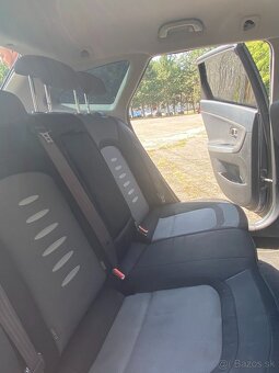 Kia ceed sw crdi 2013 - 10