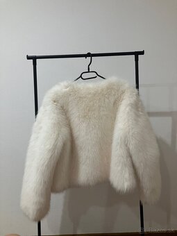 Kvalitná Umelá Bunda M - 10
