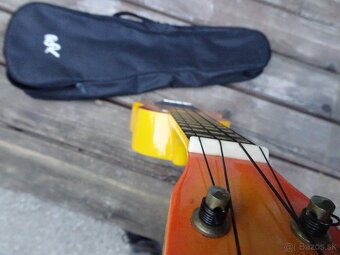 Predám krásne Ukulele Baton Rouge-ešte pôvodná 1.séria - 10