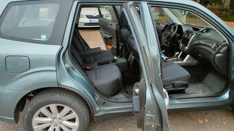 Subaru Forester 2.0 i 4wd - 10