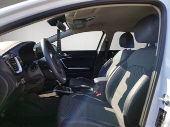 KIA CEED SW 1,5 T-GDi PLATINUM + SAFETY PACK | ODPOČET DPH - 10