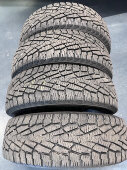 zimné pneu NOKIAN NAKKAPELIITTA LT2 245/75 R16 - 10