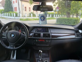 BMW X5 4.0d - 10